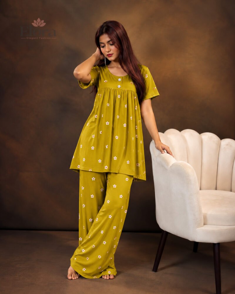 Women’s Plus Size Soft Floral Tunic Set