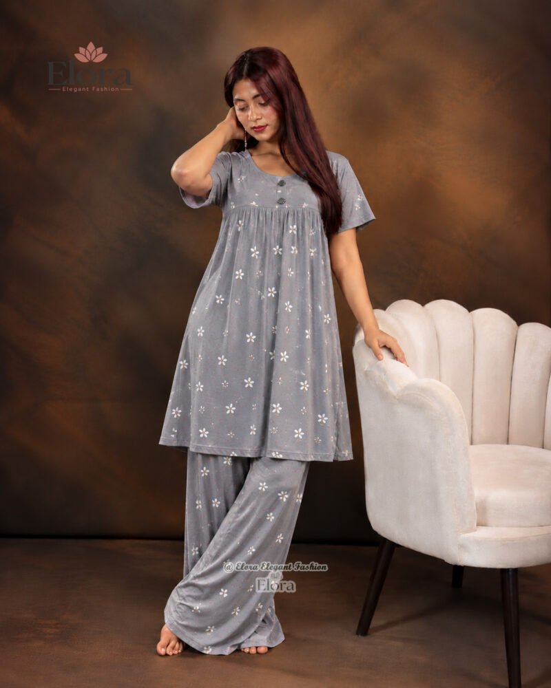 Elora Women’s Plus Size Soft Daisy Printed Ash Grey Tunic Set